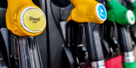 La Francia amplia gli aiuti per il carburante a 5,5 milioni di persone