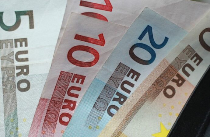 L’Europa sceglie il futuro delle banconote: al via il voto sui nuovi design