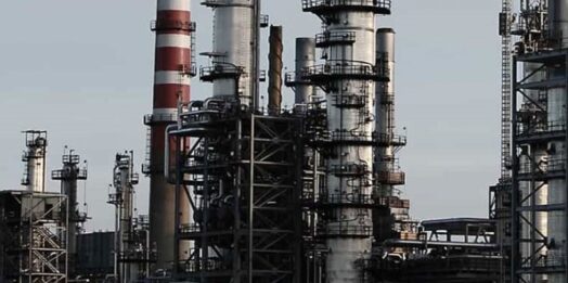 Tokyo verso liberazione riserve petrolifere per fronteggiare chiusura di Hormuz