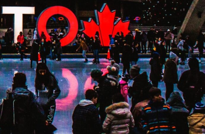 Canada, raccolte 230mila firme per revocare la cittadinanza a Musk