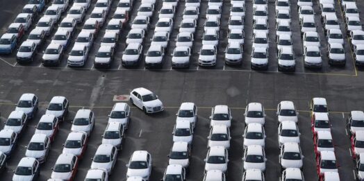 Auto: Macron, accordo imminente tra Francia e Germania per proteggere l’industria europea