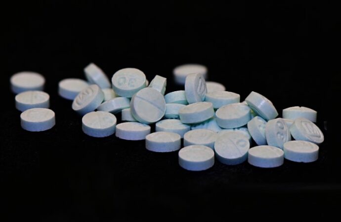 Giappone, inchiesta giornalistica collega rete cinese del fentanyl a frodi in criptovalute