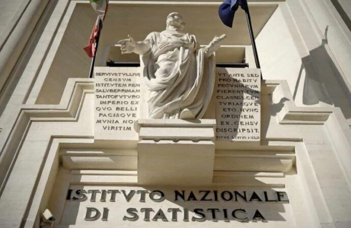 Lavoro, Istat: nel 2025 occupazione +1,1%, trainata dal Mezzogiorno