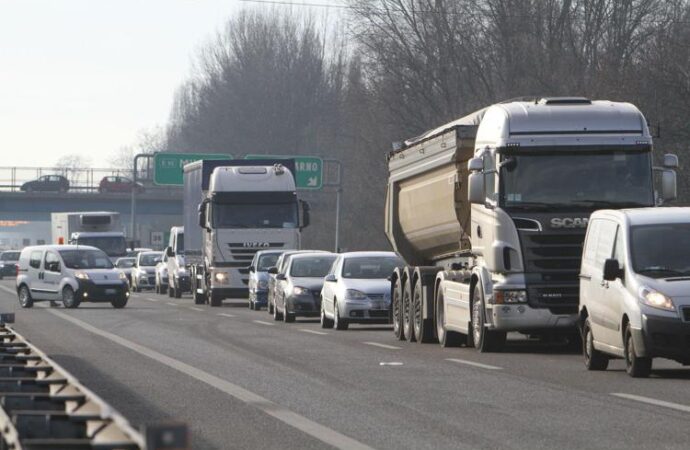 Vacanze, partenze: traffico in aumento per ultimo fine settimana di giugno