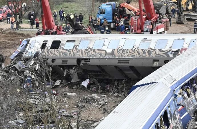 Grecia, incidente ferroviario del 2023: Centinaia in piazza