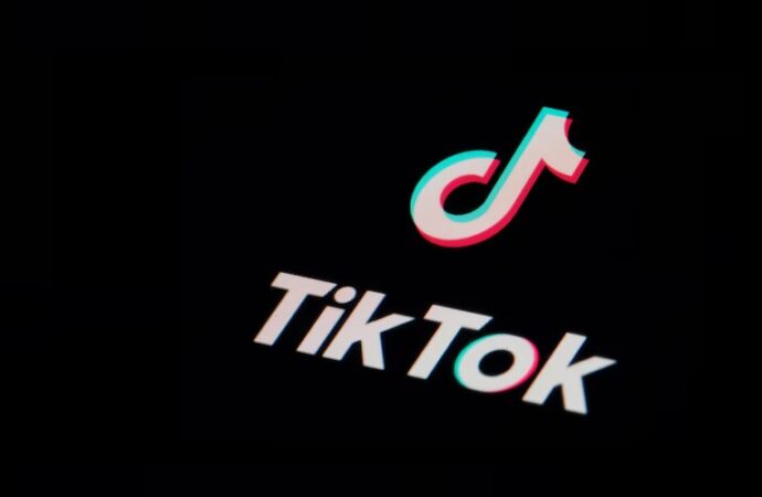 Usa, TikTok di nuovo disponibile su store di Apple e Google