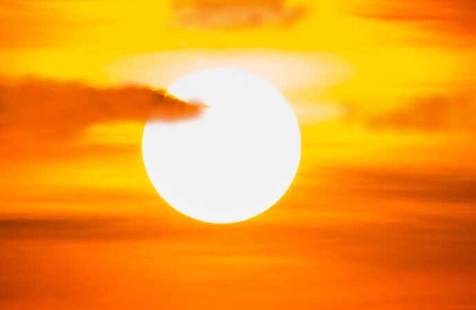 Italia, Caldo non arretra. 19 città in allerta. Copernicus: estate da record