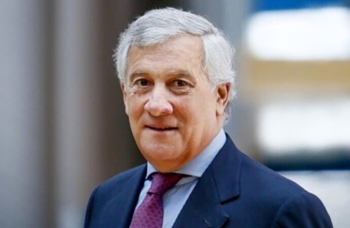 M.O, Tajani: soluzione due Stati, elogiamo gli sforzi diplomatici del Qatar
