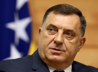Il leader serbo-bosniaco Dodik a Mosca nonostante il mandato d’arresto