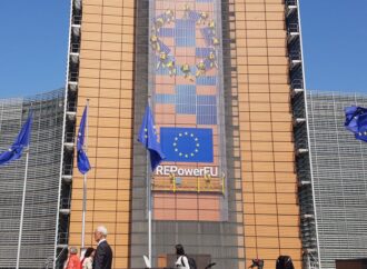 Bruxelles spinge sull’IA per fermare i dazi USA