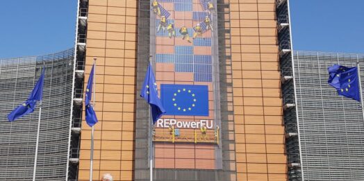 Shock energetico, l’Unione europea teme conseguenze e frena