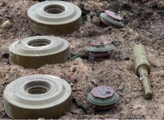 Kiev, via da Convenzione su mine antiuomo: “Basta mani legate”