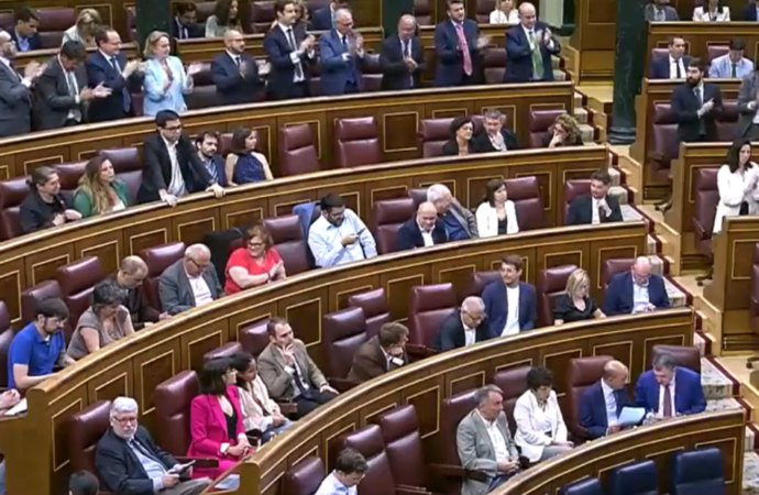 Spagna: governo tra tensioni interne e il difficile equilibrio nella coalizione