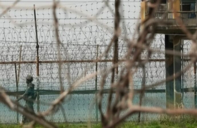 Seul, colpi di avvertimento al confine, tensioni con Pyongyang