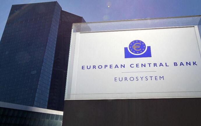 La Bce taglia i tassi di interesse e aggiorna le previsioni economiche