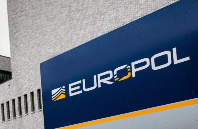 Europol: task force contro reclutamento di giovani nella criminalità