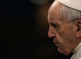 È morto Papa Francesco, voce dei poveri e degli ultimi