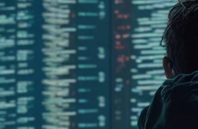 Ue: Commissione, monitoriamo da vicino attacchi cibernetici ad aeroporti