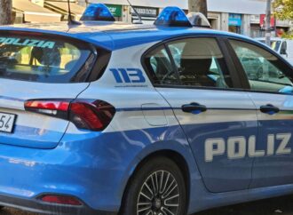 Genova, ragazzino accoltellato sul bus: arrestato 15enne