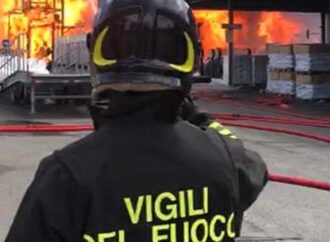 Vicenza, esplosione in azienda di pile a Trissino. Comune: “State a casa”