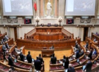 Il Portogallo alza a 18 anni l’età minima per sposarsi