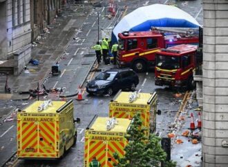 Gb, Liverpool: auto sulla folla 50 feriti, due sono gravi