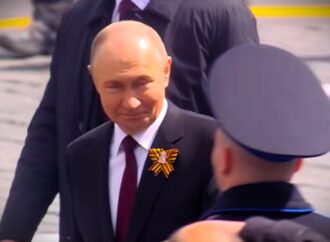 Ucraina, Putin rilancia sul Donbass. Zelensky: “Mosca pronta a continuare la guerra”