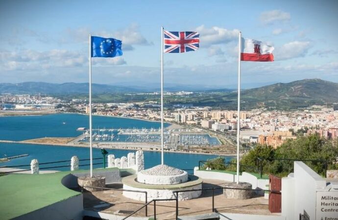 Gibilterra, resta britannica ma applicherà norme Ue ed entrerà in Schengen