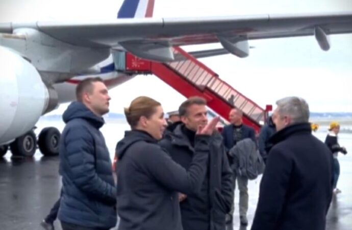 Groenlandia, Macron, è il primo presidente a visitare l’Artico