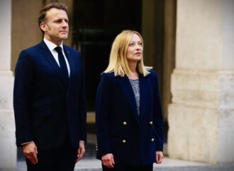 Meloni incontra Macron,”Italia e Francia insieme per Europa più sovrana”