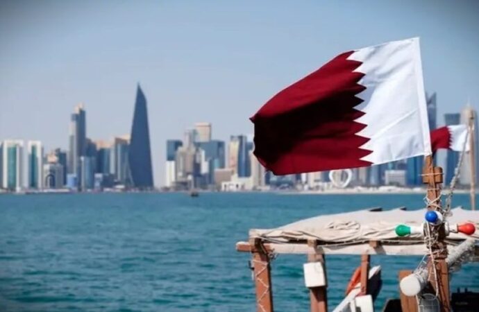 Qatar, attacco con missili iraniani contro base Usa a Doha