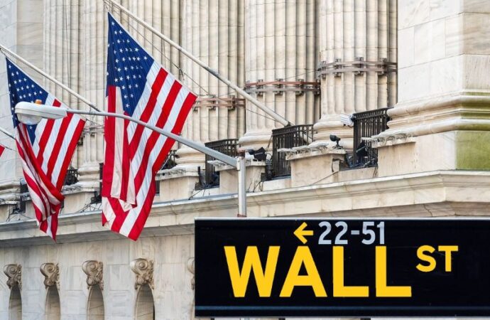 Wall Street, l’America Party di Musk affonda il titolo Tesla