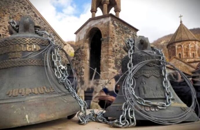 Scontro tra Pashinyan e la Chiesa armena: “Guiderò la liberazione”