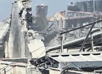 Gaza, Israele bombarda chiesa cattolica, 2 morti, ferito il parroco