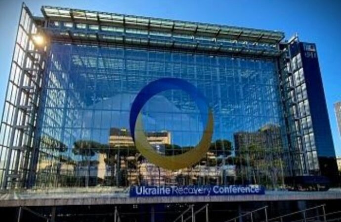 Ucraina, la ricostruzione e modernizzazione costerà 1 trilione di dollari