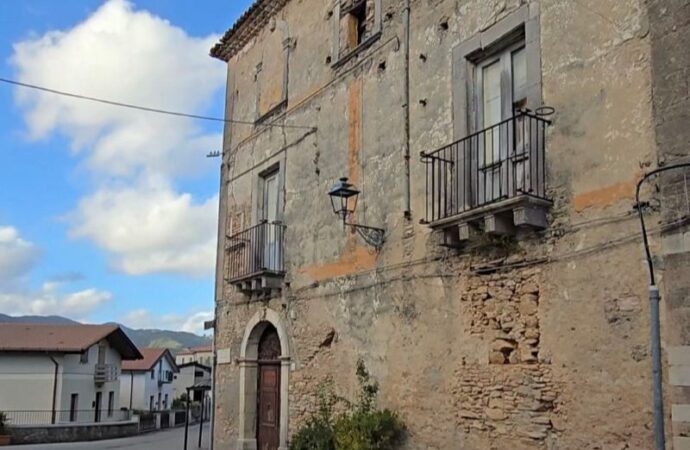 Altilia: il Sindaco De Rose ha presentato i lavori di Palazzo Misasi