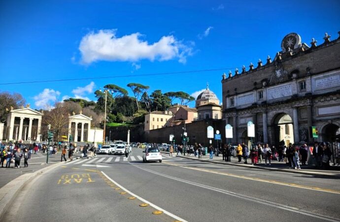 Multe: auto, case sfitte e rifiuti, una tassa occulta per fare cassa