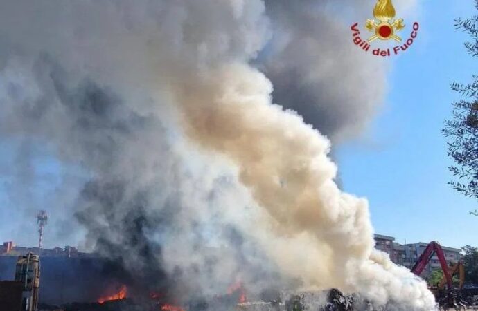 Roma, esplode cisterna di gas: ci sono feriti e danni alle case