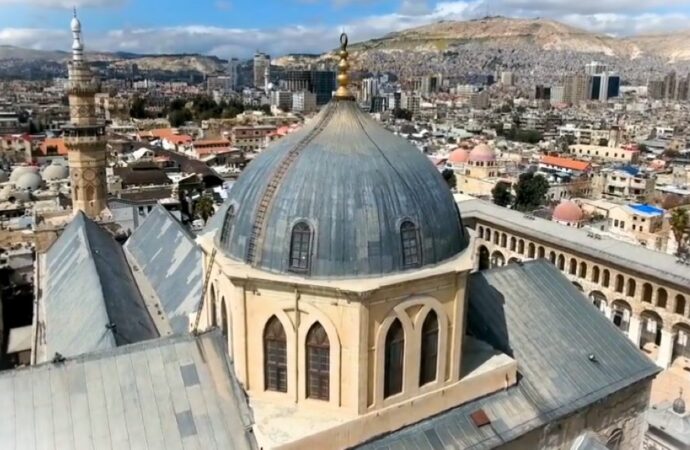 Siria, media: Esercito Israele entrato a sud ovest di Damasco