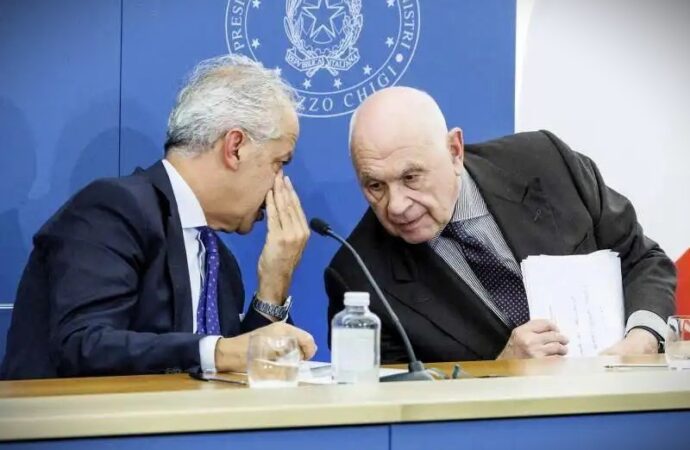 Almasri, Tribunale ministri: “Nordio, Mantovano e Piantedosi lo hanno scientemente aiutato”