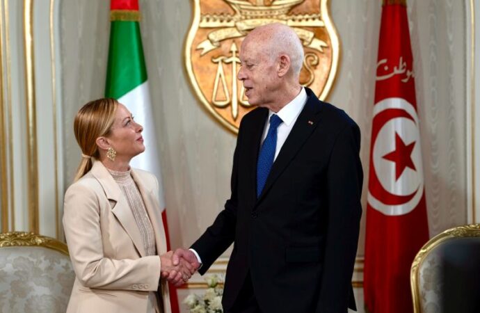 Tunisia-Italia: Saied a Meloni, “unire sforzi per il rimpatrio di migranti”