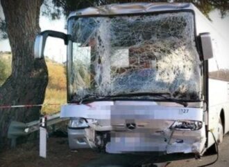 Catanzaro, scontro tra due autobus, 100 feriti