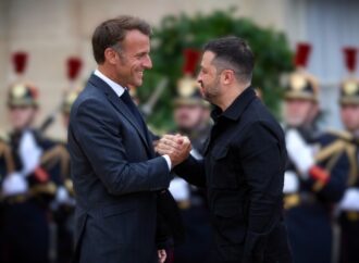 Zelensky a Parigi, i leader europei divisi sulle garanzie per Kiev