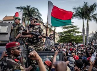 Madagascar, esercito partecipa alle proteste. Il presidente: “Tentativo di golpe”