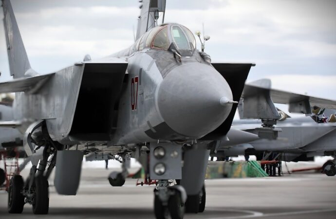 Russia: “Sventato piano Kiev-Gb, Mig, per falso attacco a Nato”