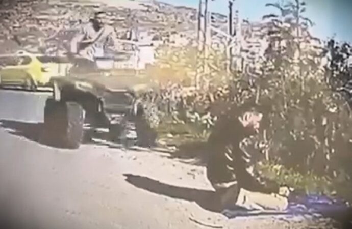 Ramallah, riservista israeliano investe un palestinese in preghiera