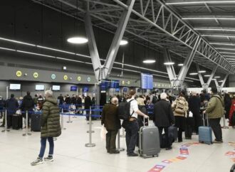 Medio Oriente, trasporto aereo in tilt: 19mila voli ritardati, oltre 2.600 cancellati