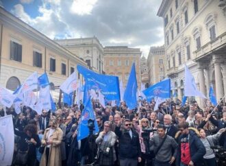 Referendum, le Camere penali e il loro Comitato in piazza a Roma per il Sì