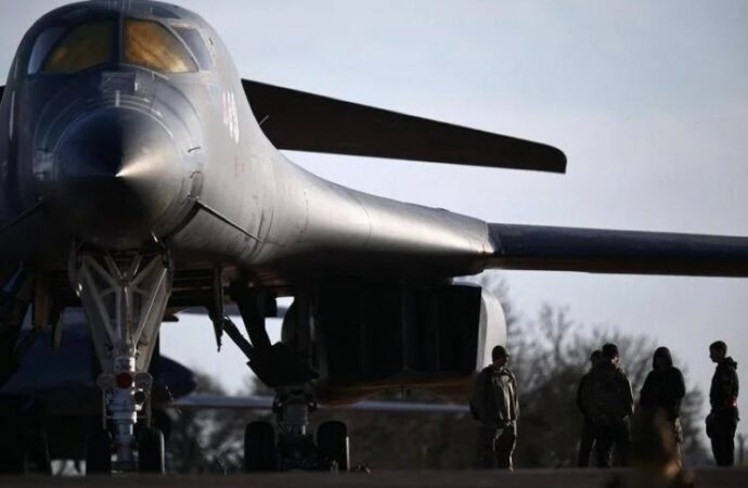 Iran, missili balistici su Israele. Media: “Esplosioni a Gerusalemme”