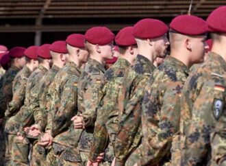 Germania, viaggi lunghi all’estero uomini dovranno chiedere permesso all’esercito